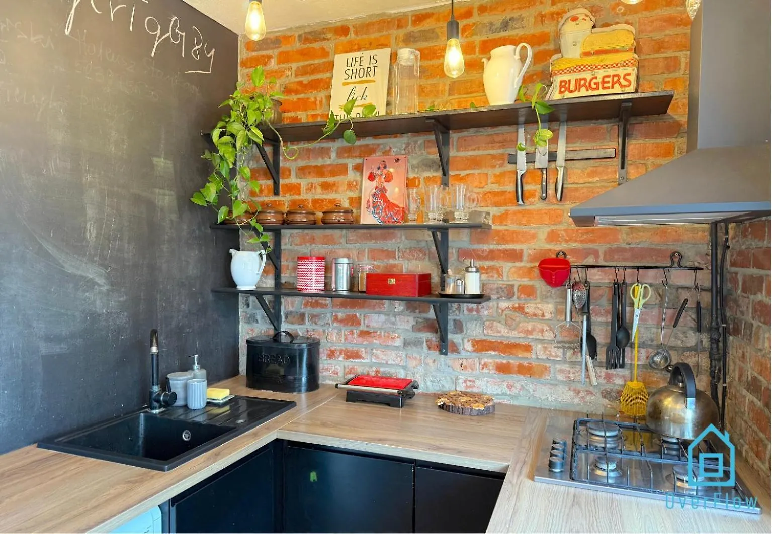 Séjour chez l'habitant Antique Room - Charming Place, 15 Minutes To Gdansk Old Town & Seaside Pologne